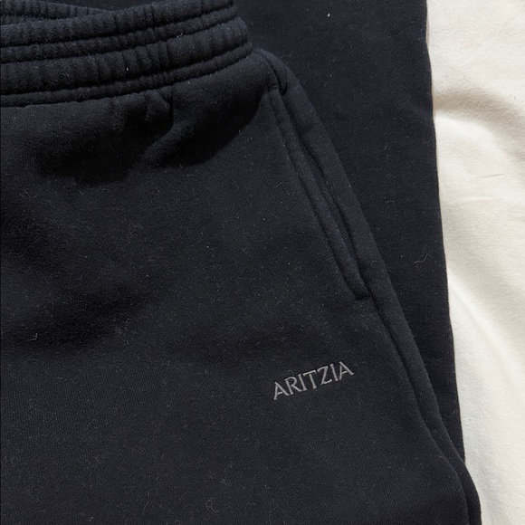 Aritzia Boyfriend Fit Black Sweatfleece Cozy Fleece Sweatpants xs - Picture 3 of 4